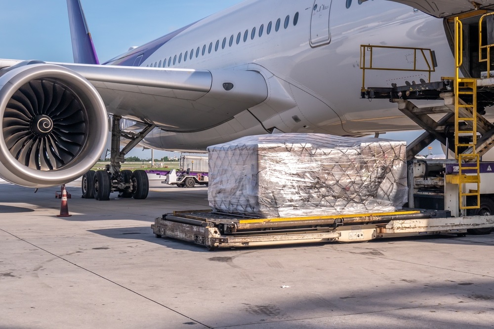 Air cargo services from Dubai to the UK